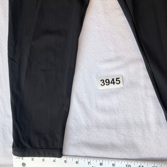 Adidas Women Cropped Leggings size M Black Stretchy Workout Yoga Casual Pants - Picture 5 of 9